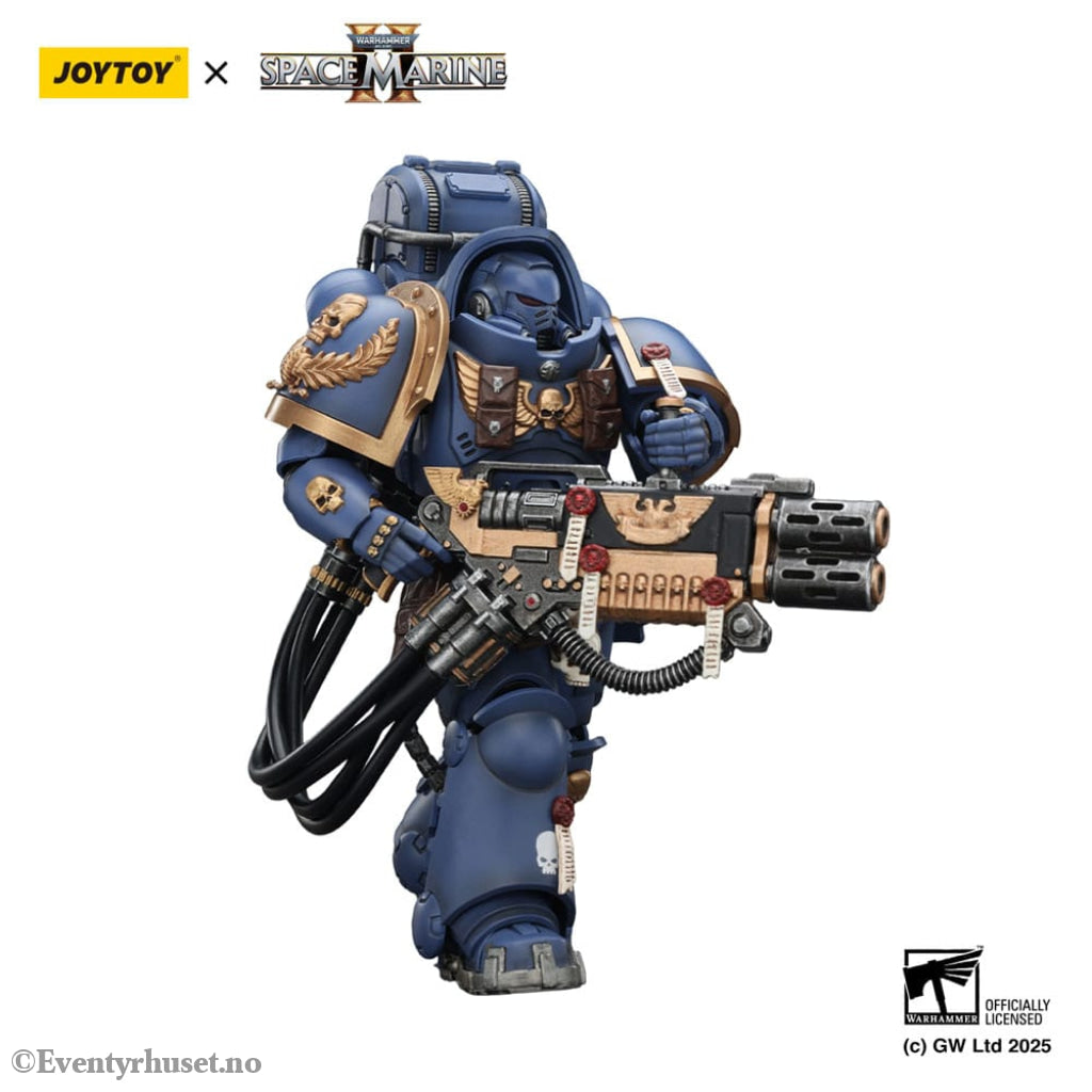 Warhammer 40,000: Space Marine 2 Action Figure Ultramarines Heavy Artificer Armor with Relic Multi-Melta 13 cm Toys