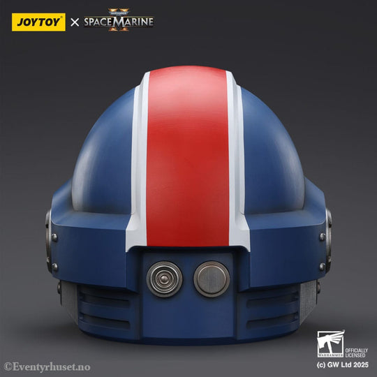 Warhammer 40,000: Space Marine 2 Replica Ultramarines Lieutenant Titus helmet 30 cm Collectibles