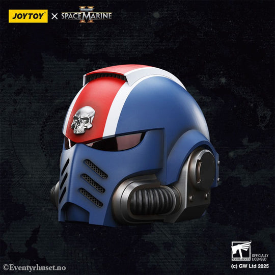 Warhammer 40,000: Space Marine 2 Replica Ultramarines Lieutenant Titus helmet 30 cm Collectibles