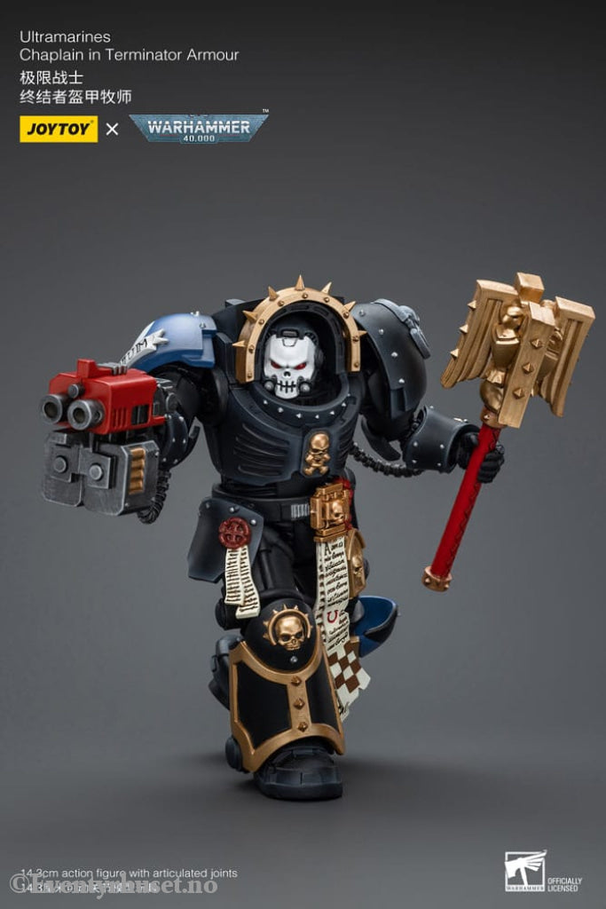 Warhammer 40k Action Figure 1/18 Ultramarines Chaplain in Terminator Armour 12 cm Toys