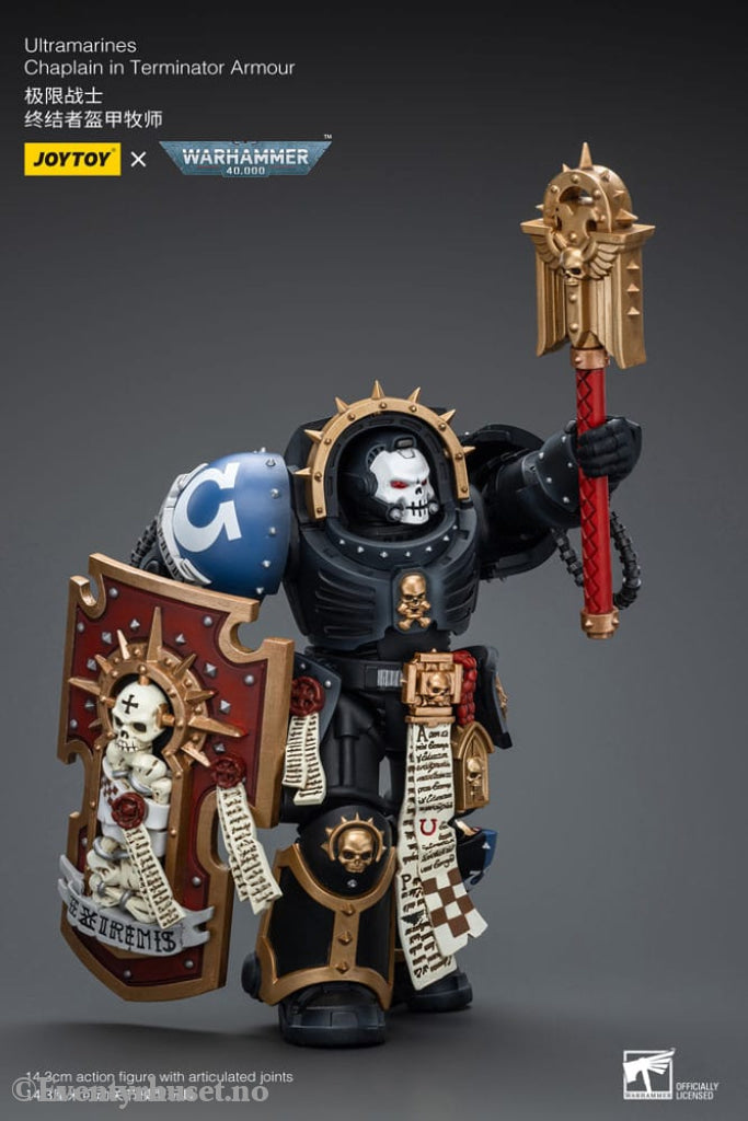 Warhammer 40k Action Figure 1/18 Ultramarines Chaplain in Terminator Armour 12 cm Toys