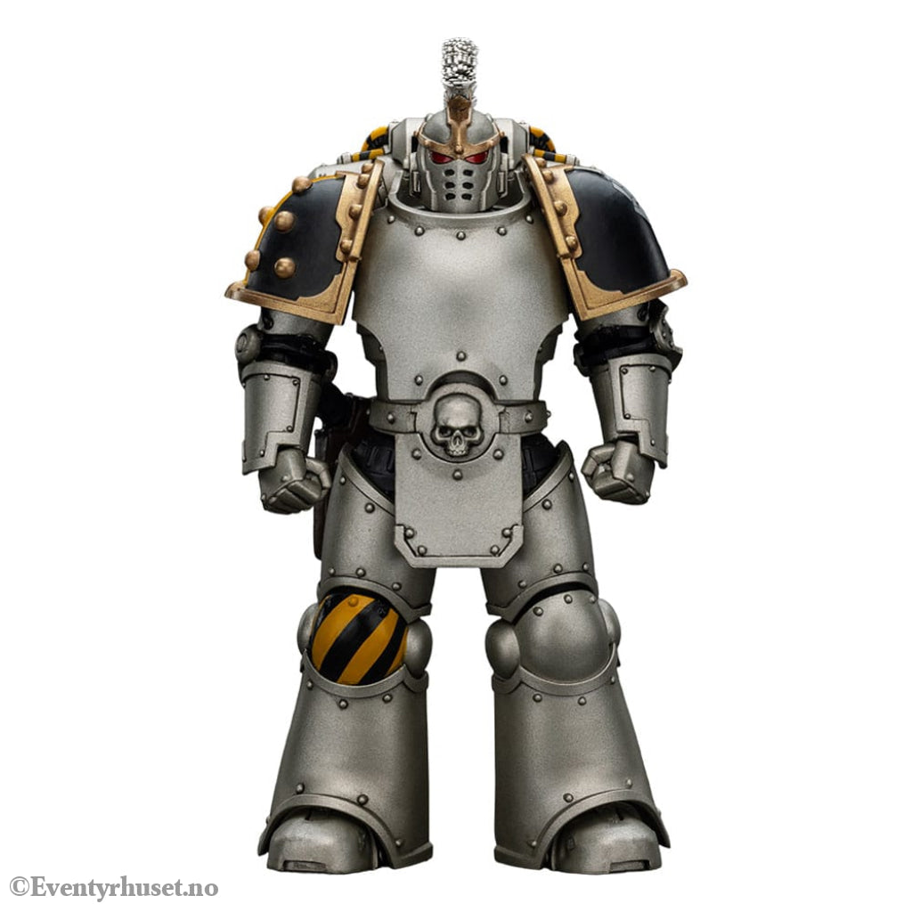 Warhammer The Horus Heresy Action Figure 1/18 lron Warriors Command Squad Chosen with Legion Standard 12 cm Toys
