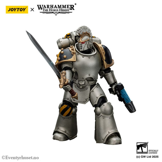 Warhammer The Horus Heresy Action Figure 1/18 lron Warriors Command Squad Chosen with Legion Standard 12 cm Toys
