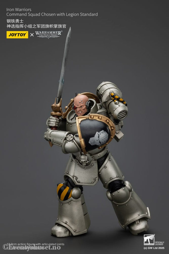 Warhammer The Horus Heresy Action Figure 1/18 lron Warriors Command Squad Chosen with Legion Standard 12 cm Toys