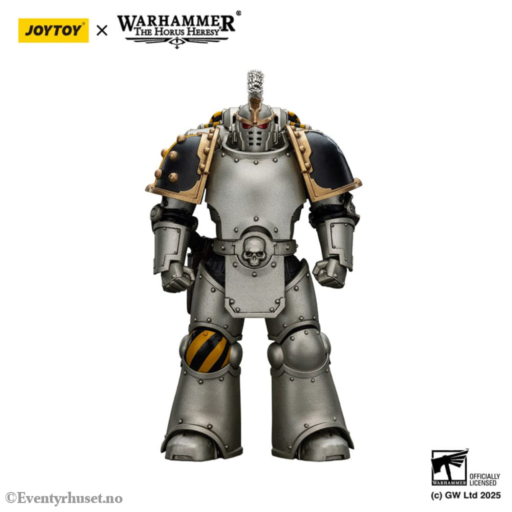 Warhammer The Horus Heresy Action Figure 1/18 lron Warriors Command Squad Chosen with Legion Standard 12 cm Toys