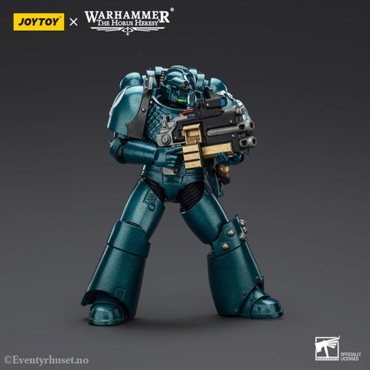 Warhammer The Horus Heresy Action Figure Alpha Legion Head hunter With Banestrike Combi-Bolter And Power Dagger 20 cm