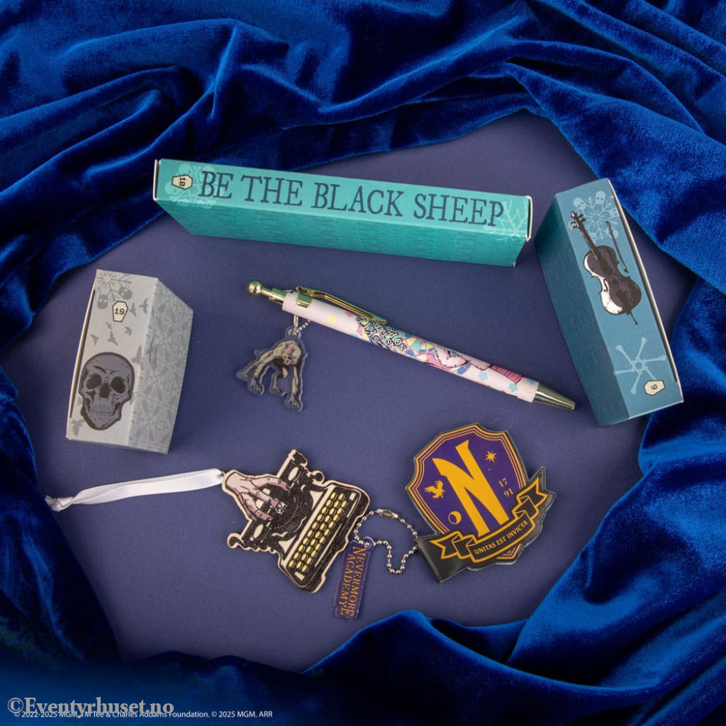 Wednesday Advent Calendar Deluxe 2025 Home & Gifts