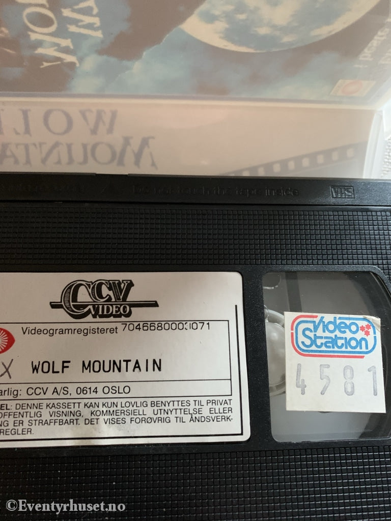 Wolf Mountain. 1993. Vhs. Vhs