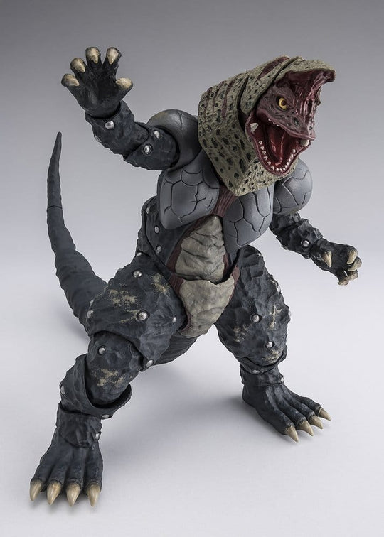 Ultraman Series S.H.Figuarts Shinkocchou Seihou Action Figure Golza 30th Anniversary Edition 15 cm