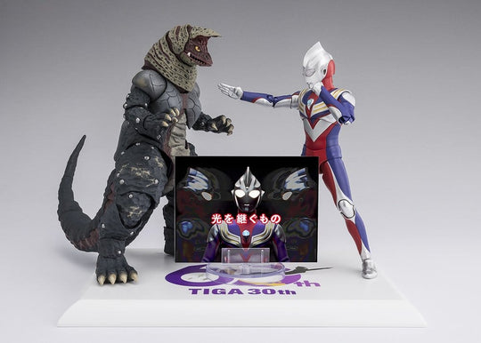 Ultraman Series S.H.Figuarts Shinkocchou Seihou Action Figure Golza 30th Anniversary Edition 15 cm