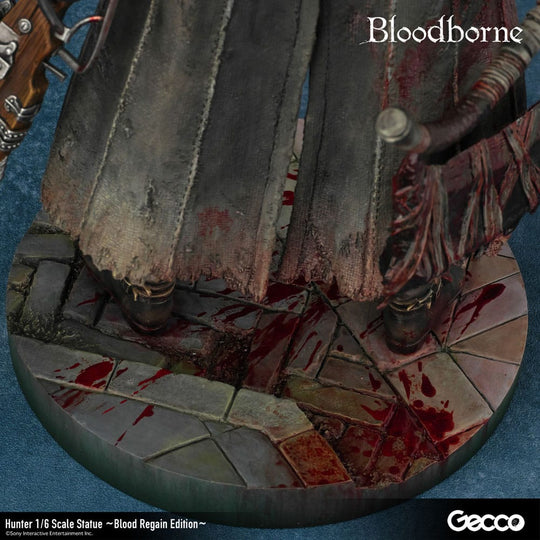 Bloodborne The Old Hunters PVC Statue 1/6 Hunter Blood Regain Edition 32 cm