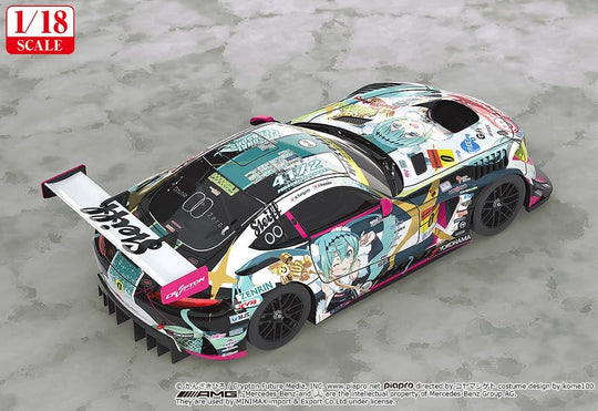 Hatsune Miku GT Project Vehicle 1/18 Good Smile Hatsune Miku AMG 2018 Final Race Ver. 26 cm