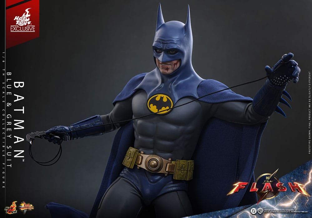 The Flash Movie Masterpiece Action Figure 1/6 Batman (Blue & Grey Suit) Limited Edition Hot Toys Exclusive 30 cm