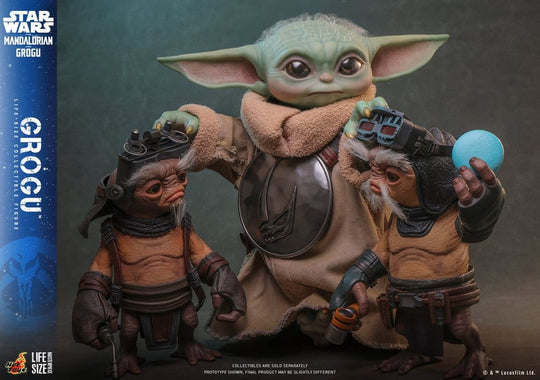 Star Wars: The Mandalorian & Grogu Life-Size Figure Grogu 38 cm