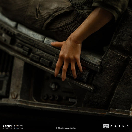 Alien 3 Art Scale Statue 1/10 Ellen Ripley and Dog Alien 23 cm