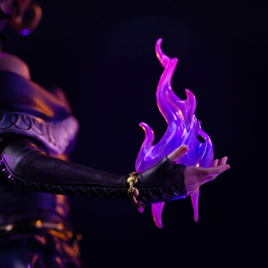 Magic: The Gathering Deluxe Art Scale Statue 1/10 Liliana Vess 31 cm