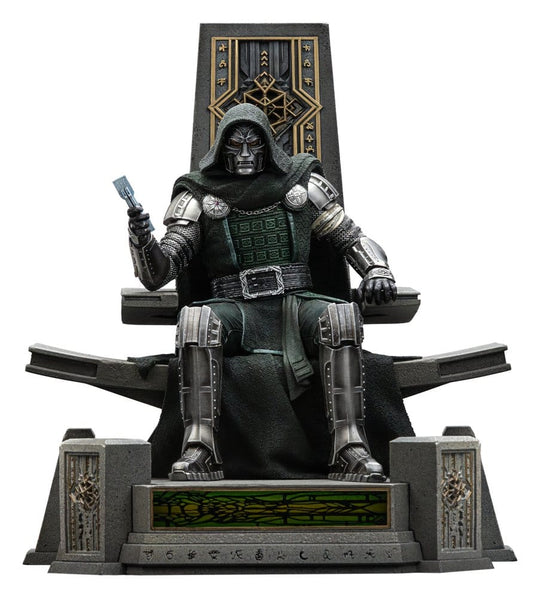 Avengers: Doomsday Art Scale Statue 1/10 Doctor Doom on Throne 22 cm