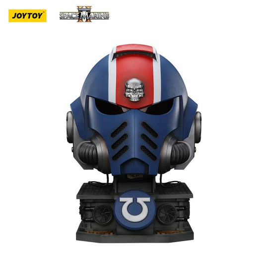 Warhammer 40,000: Space Marine 2 Replica Ultramarines Lieutenant Titus helmet with Display Stand 44 cm