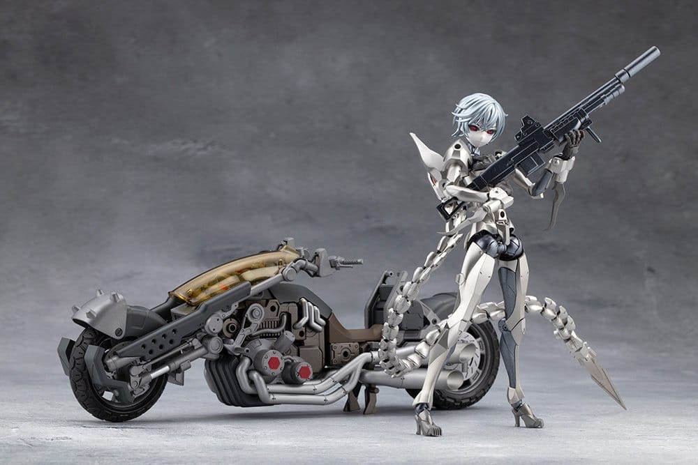 Megalomaria Unlimited Universe Plastic Model Wreckage Hunter 25 cm