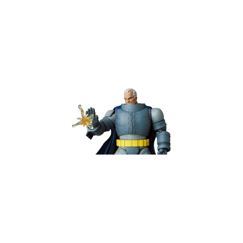 Batman MAFEX Action Figure Armored Batman (TDKR) 16 cm (re-run)