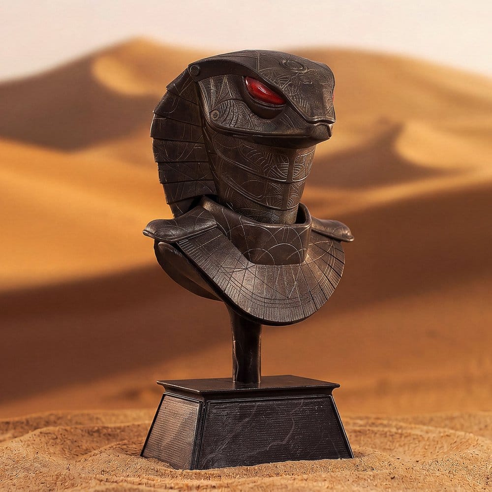 Stargate Desktop Replica Helmet Replica Serpent Guard Helmet Apophis 15 cm
