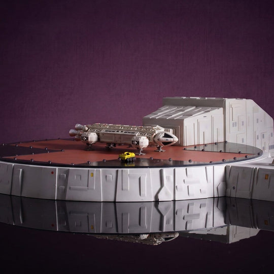 Space 1999 Playset Landing Pad (with Eagle Transporter) 46 cm