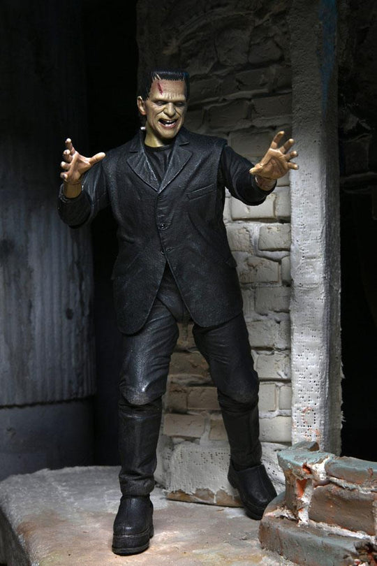 Universal Monsters Action Figure Ultimate Frankenstein's Monster (Color) 18 cm