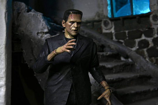 Universal Monsters Action Figure Ultimate Frankenstein's Monster (Color) 18 cm