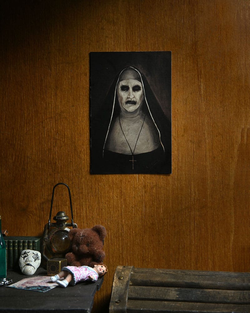 The Conjuring Universe Ultimate Action Figure The Nun (Valak) 18 cm