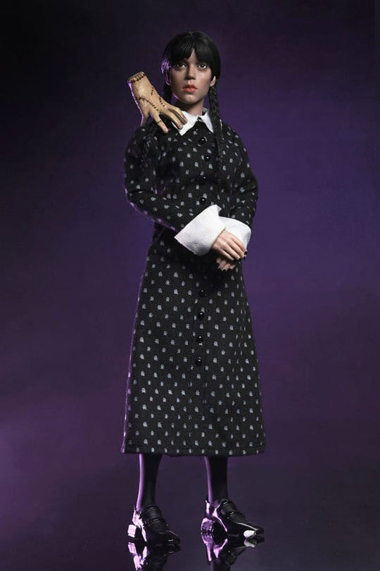 Wednesday Action Figure Wednesday (Classic Dress) 20 cm
