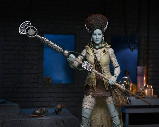 Universal Monsters x Teenage Mutant Ninja Turtles Action Figure April as The Bride 18 cm