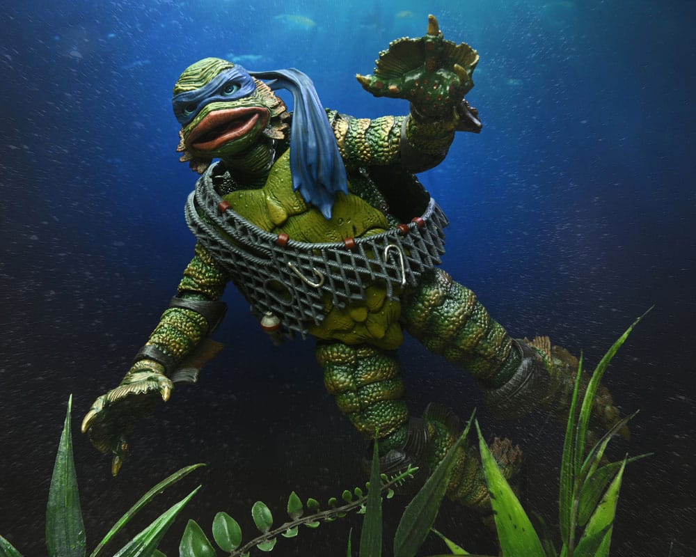 Universal Monsters/Teenage Mutant Ninja Turtles Action Figure Leonardo as the Creature 18 cm