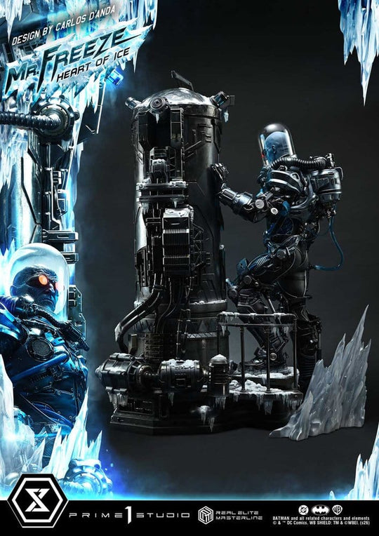 DC Comics Real Elite Masterline Series Statue 1/3 Batman (Comics) Mr. Freeze Heart of Ice (Design by Carlos D'Anda) Deluxe Version 82 cm