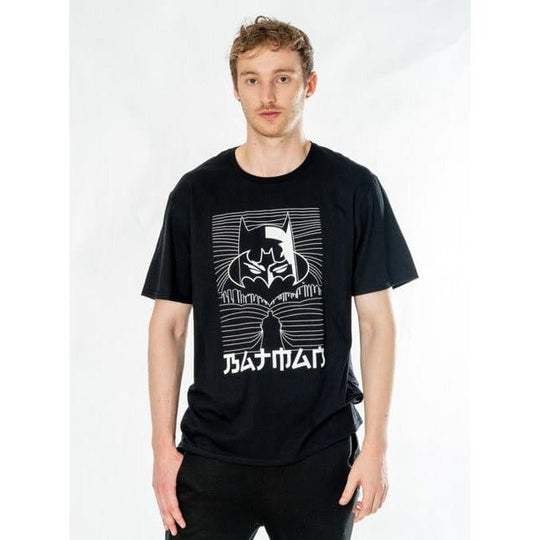 DC Comics T-Shirt Batman Anime City Size S