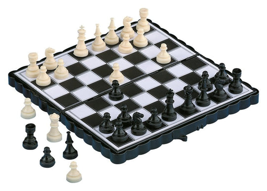 Magnetic Travel Games Display (24)