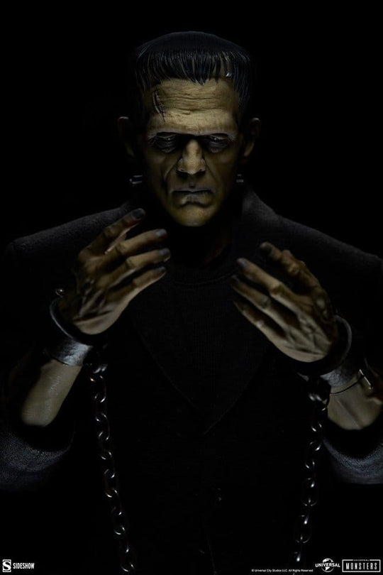 Universal Monsters Action Figure 1/6 Frankenstein (Collector Edition) 33 cm