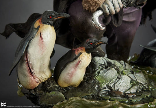 DC Comics Premium Format Statue The Penguin 51 cm