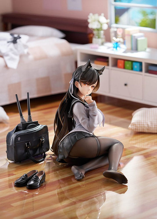 Azur Lane PVC Statue Atago (School Traumerei) 13 cm