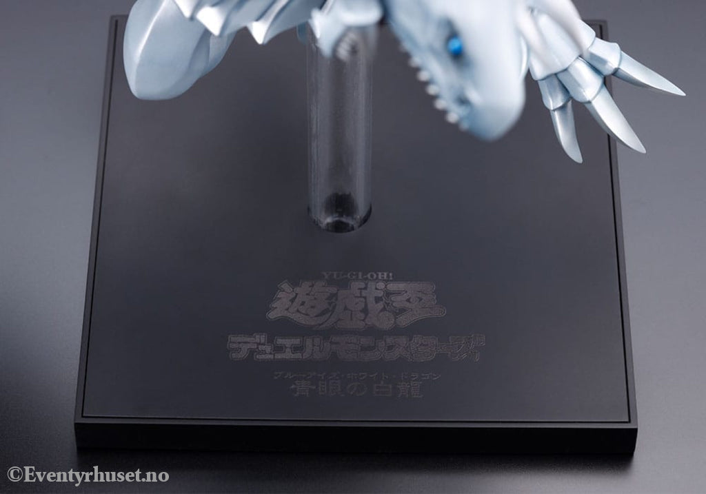 Yu-Gi-Oh! Oshi Works Statue Blue-Eyes White Dragon 25 cm Manga & Anime