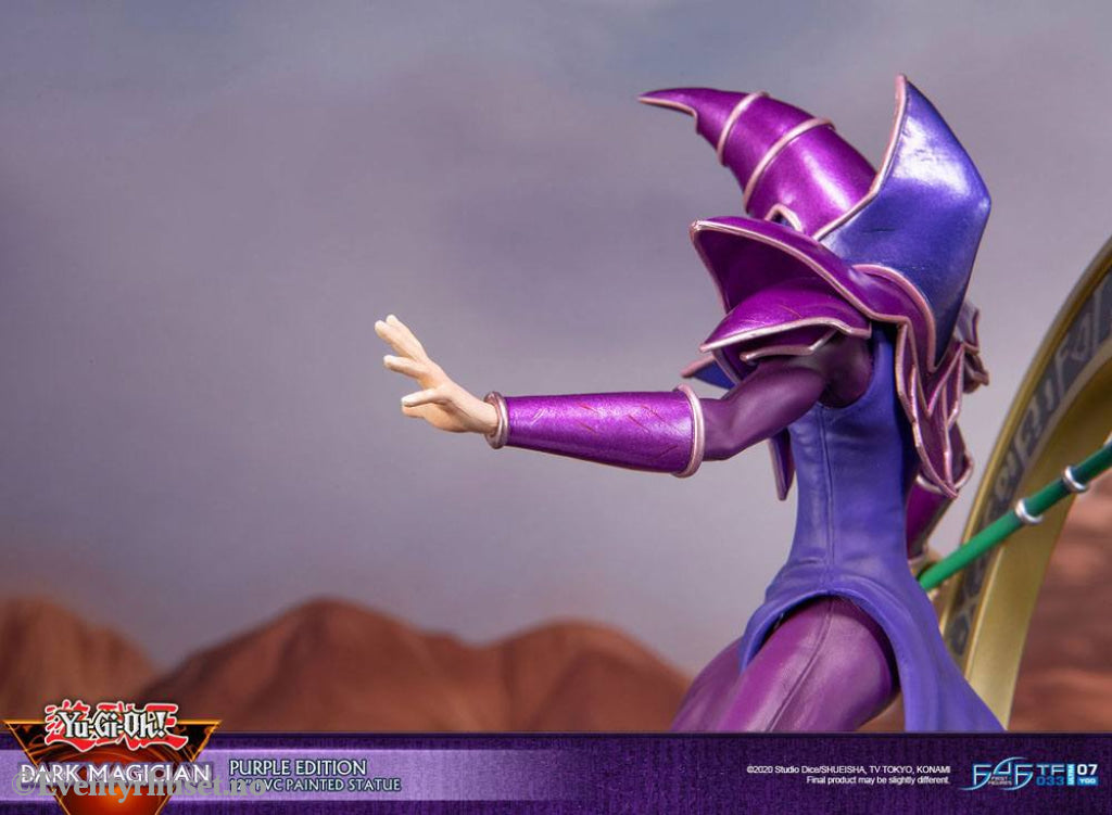 Yu-Gi-Oh! PVC Statue Dark Magician Purple Version 29 cm Manga & Anime