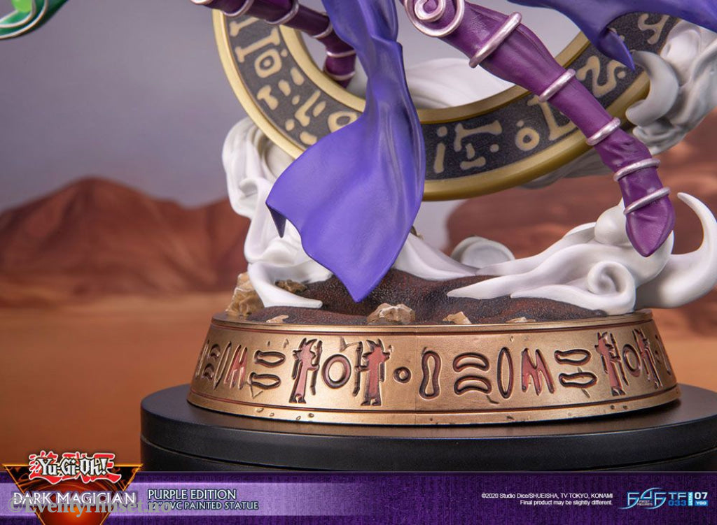 Yu-Gi-Oh! PVC Statue Dark Magician Purple Version 29 cm Manga & Anime
