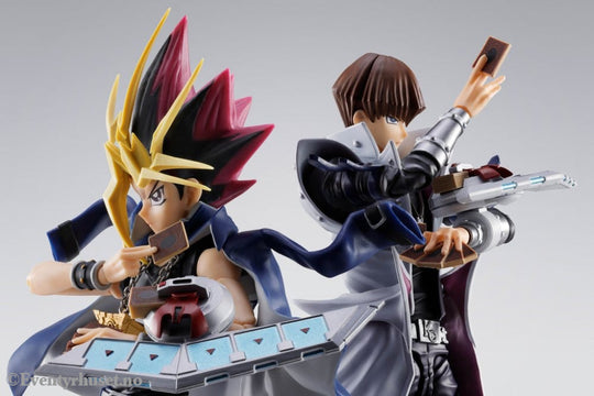 Yu-Gi-Oh! S.H.Figuarts Action Figure Seto Kaiba 16 cm Manga & Anime