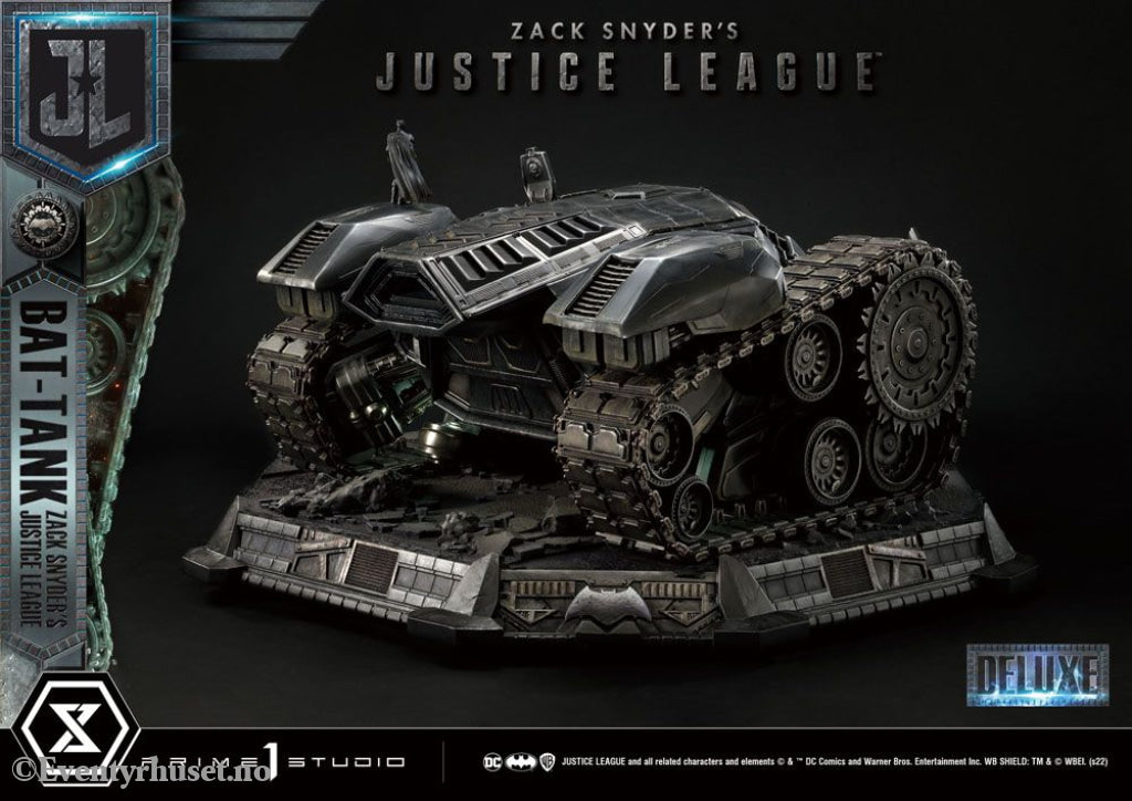 Zack Snyder’s Justice League Museum Masterline Diorama Bat-Tank Deluxe Version 36 cm Collectibles