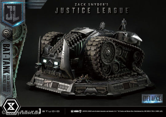 Zack Snyder’s Justice League Museum Masterline Diorama Bat-Tank Deluxe Version 36 cm Collectibles