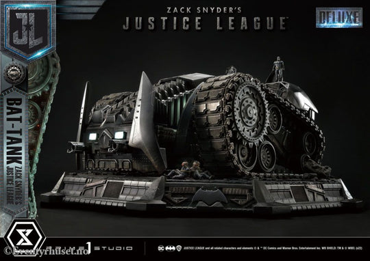 Zack Snyder’s Justice League Museum Masterline Diorama Bat-Tank Deluxe Version 36 cm Collectibles