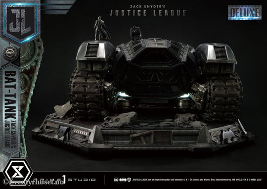 Zack Snyder’s Justice League Museum Masterline Diorama Bat-Tank Deluxe Version 36 cm Collectibles