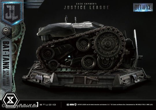 Zack Snyder’s Justice League Museum Masterline Diorama Bat-Tank Deluxe Version 36 cm Collectibles